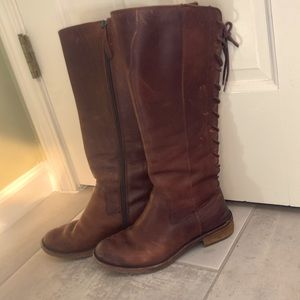 Women’s size 7 Sofft leather calf high boot